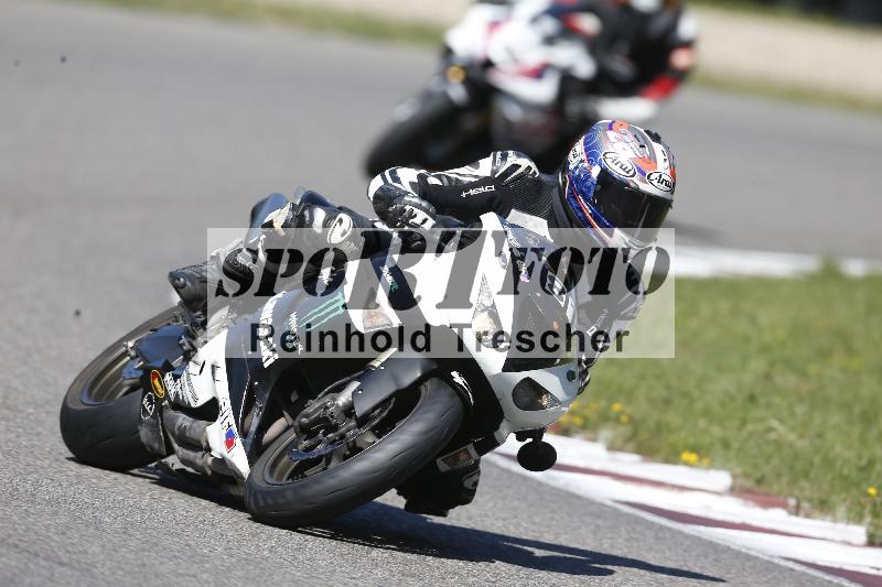 /Archiv-2025/48 25.08.2025 Cornu Master School ADR/rot-rouge/81